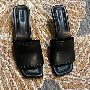 Vince Dark Espresso Leather Mules
Size 10 Barely worn! Elegant to casual